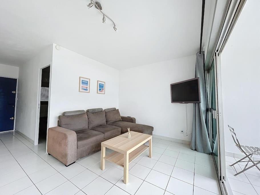 3319-Appartement A 200M De La Plage Le Barcarès エクステリア 写真